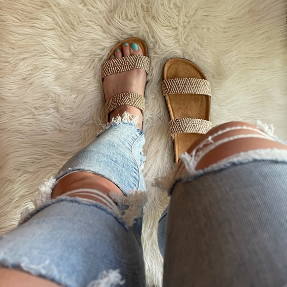 Beige Aztec Tribal Woven Banded Footbed Sandals - Picture 5 of 16